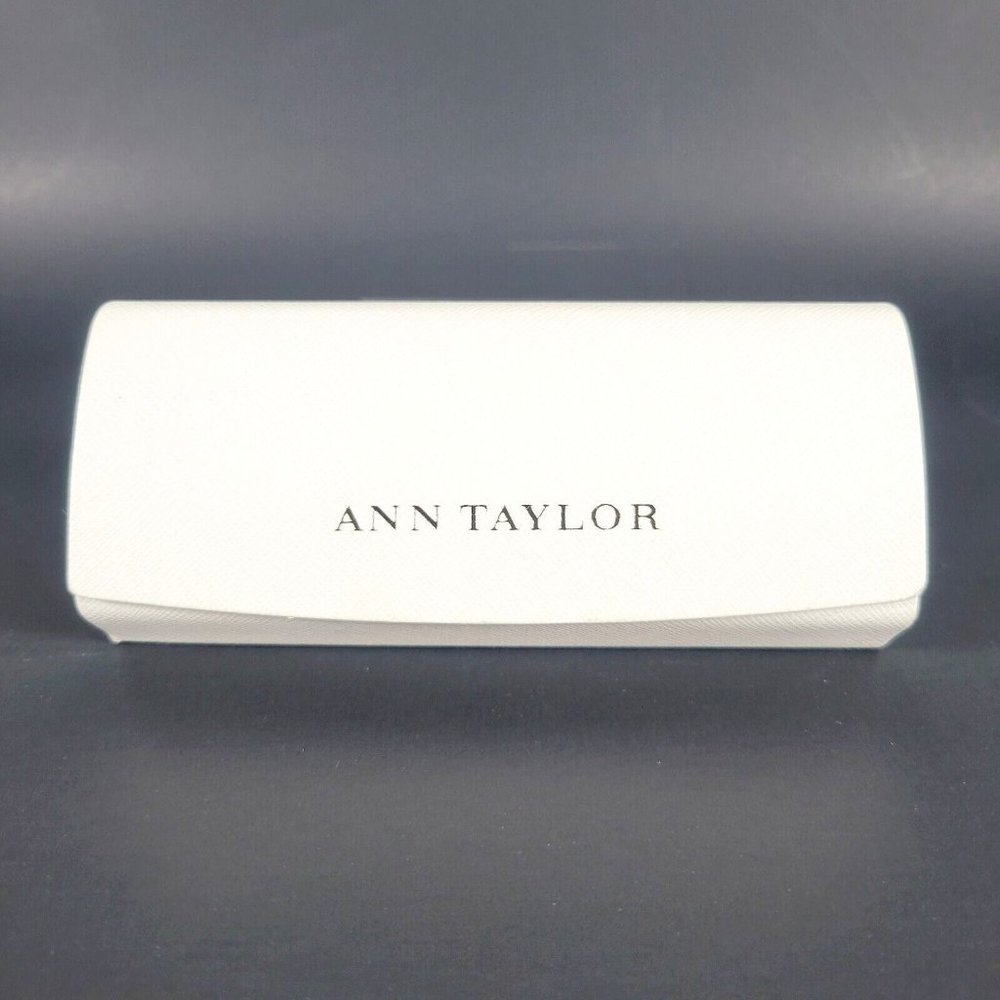 Ann Taylor Off White / Ivory Magnetic Glasses Hard Case | Silver Name Logo